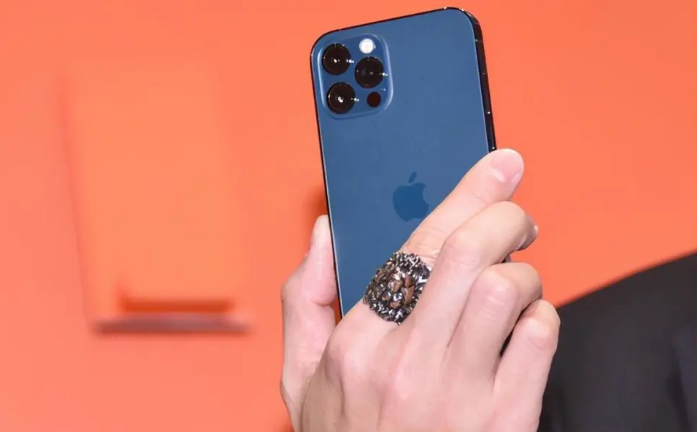 纳雍苹果手机维修分享iPhone12系列重启方法教程 